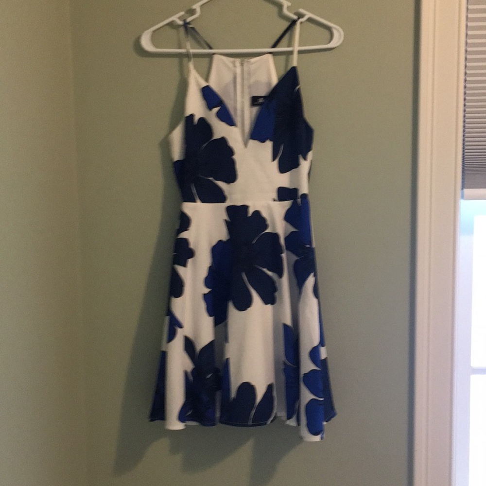 Beautiful summer dress!